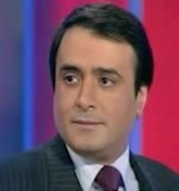 حسين عابديني: اقصاء لاريجاني عن منصبه دليل علی تفاقم الأزمة داخل النظام الإيراني