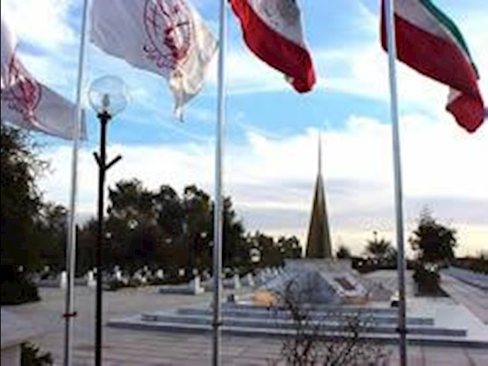 عدد نواب البرلمان الاوربي ممن أدانوا تمرد مجلس وزراء الاقتصاد والمالية الاوربي علی قرار المحکمة الأوربية يبلغ 50 نائبًا