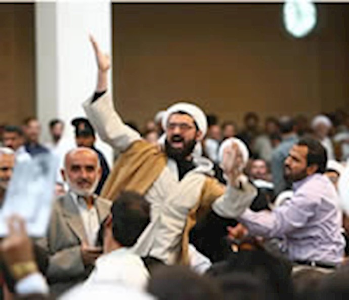 ناطق اعلامي باسم مجاهدي خلق في اوربا: اللصوص النهابون الحاکمون في ايران لو نفذ بحقهم واحد من الأحکام الصادرة عن محاکمهم المسماة بـ «محاکم الشرع» لتم قطع يد کل منهم