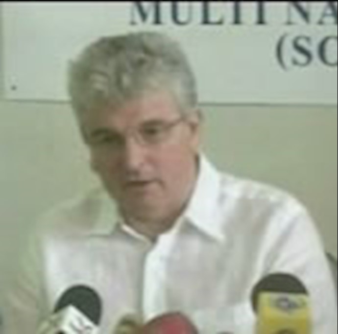 وزير الدفاع البريطاني: النظام الايراني يتدخل في افغانستان وبلدان أخری في المنطقة