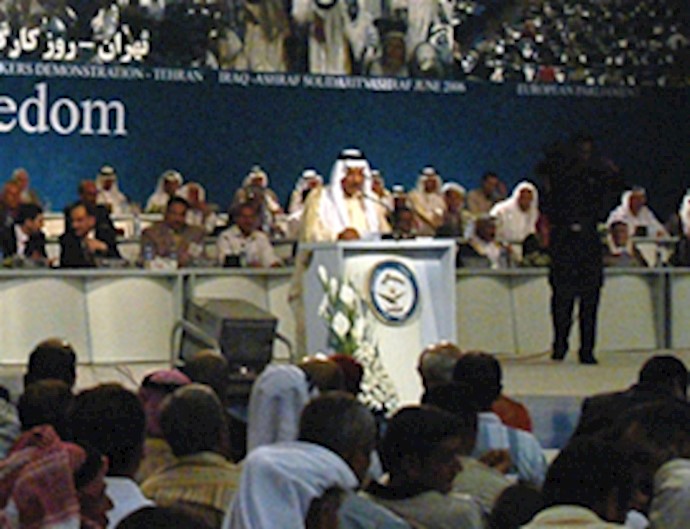 رد فعل النظام الإيراني حيال التجمع الموسع لمؤتمر تضامن العراقيين في مدينة أشرف يعکس غيظ حکام إيران من تلاحم الشعب العراقي مع مجاهدي خلق