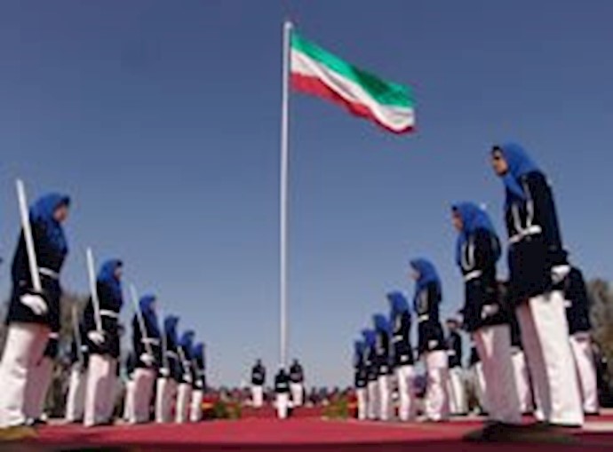 ديک آرمي من القادة السابقين لغالبية الکونغرس الامريکي: من أجل مواجهة النظام الايراني يجب تأييد مجاهدي خلق
