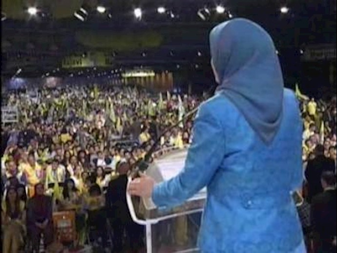 الرئيسة رجوي: حکام إيران أغرقوا العراق في بحر من الدماء والدموع وصدّروا الأزمة والدمار إلی لبنان وقسّموا فلسطين إلی شطرين