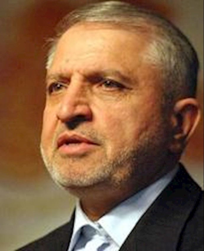 إقالة رئيس الجامعة الحرة في إطار الصراع علی السلطة داخل النظام الإيراني