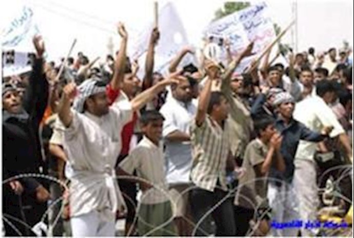 متظاهرو سامراء يتظاهرون في "جمعة العزة والکرامة" ويطالبون الحکومة بإيقاف ممارساتها