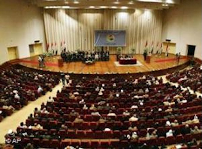 لجنة الخدمات تعدّ إستقالة علاوي "رسالة احتجاج" علی تدخل المالکي في عمل الوزارة