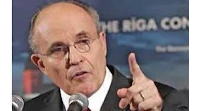 رودي جولياني عمدة نيويورک السابق: علی أمريکا أن تفي بالوعود التي أطلقتها لحماية سکان ليبرتي