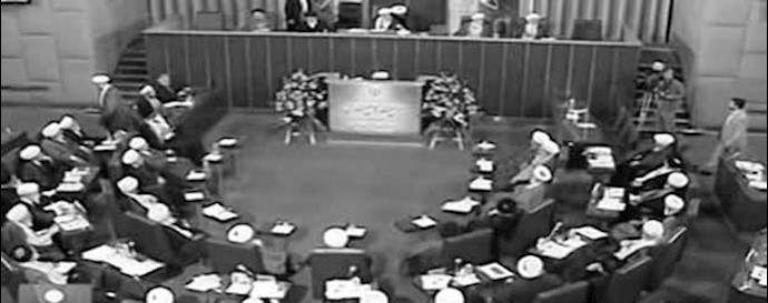 ايران - الصراع علی السلطة بين رفسنجاني والخامنئي علی رئاسة مجلس خبراء النظام
