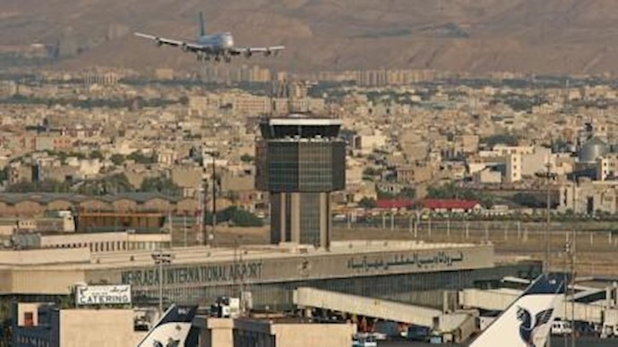 150 ألف إیراني "يفرون" سنوياً إلی الخارج