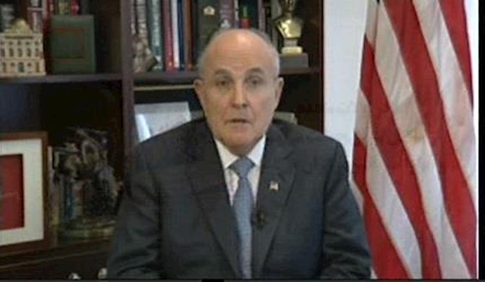 رسالة العمدة رودي جولياني الی المشارکين في تظاهرة في نيويورک