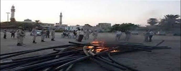 مقتل واحد من رجال قوی الأمن الداخلي جراء اشتباک بينهم مع سواق شاحنات الوقود في مدينة بندرعباس