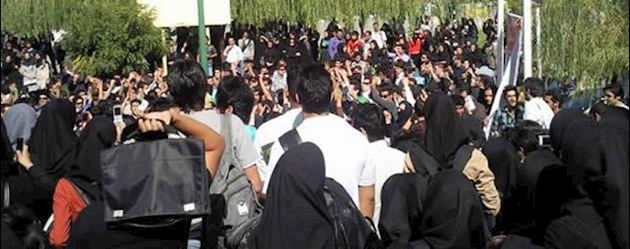 ايران.. مناشدة طلاب جامعتي قدس الحرة وغرب طهران الحرة تخليدا لليوم الطالب الايراني في 7 کانون الأول/ ديسمبر