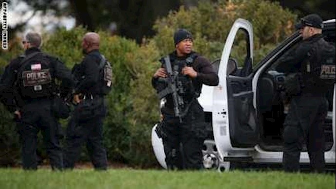 اعتقال أمريکي بحوزته سلاح وذخائر قرب البيت الأبيض بعد حوار غريب مع الشرطة