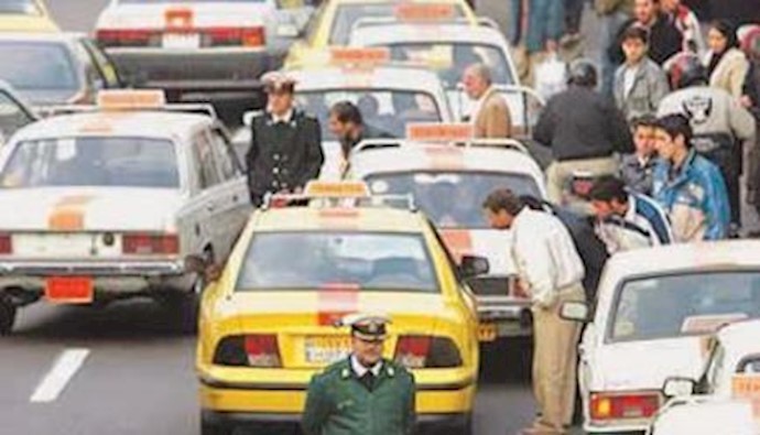 ايران- اضراب سواق سيارات الأجرة (التکسي) في ساحة فردوسي بطهران