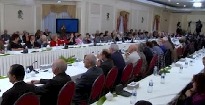 صحيفة «باريزين» الفرنسية – مدينة والدوآز: المقاومة الإيرانية تقيم حفلة للمدافعين عنها