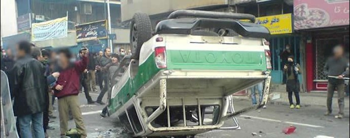 ايران- قوات الحرس تحذر مذعورا من تکرار انتفاضة الشعب الإيراني