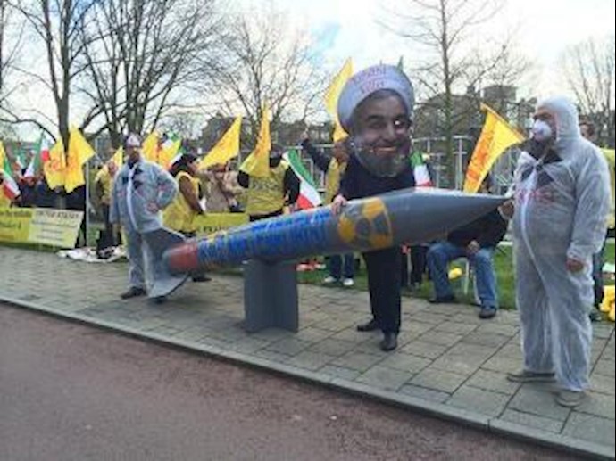 تظاهرات الايرانيين الأحرار في لاهاي تزامنا مع قمة الدول السبع الصناعية الکبری