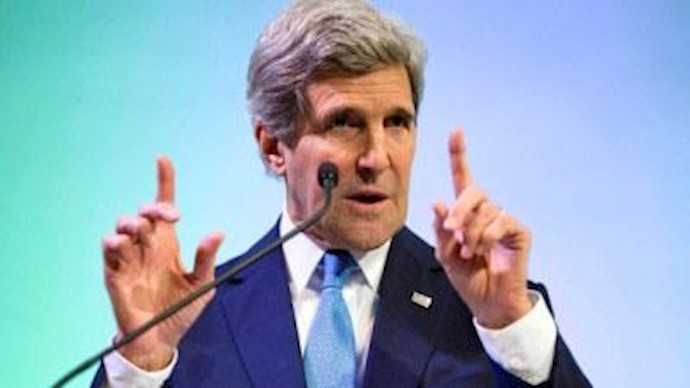 کيري يدعو طهران للإفراج عن أميرکي معتقل في سجونها