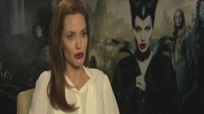 أنجلينا جولي تدخل علی خط فتيات نيجيريا المختطفات