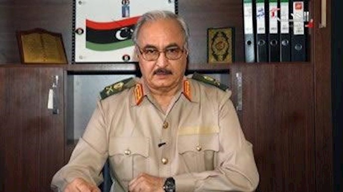 خليفة حفتر: نلاحق الإرهابيين في محيط بنغازي