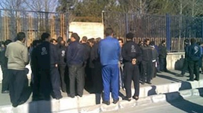 إيران_ طهران: احتجاج عمال شرکة (إيران تاير)