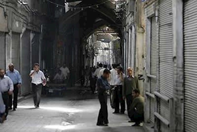 ايران- اصفهان: استمرار إضراب أصحاب المصوغات الذهبية والحجارين و عاملي مصلحة نقل الرکاب في اصفهان