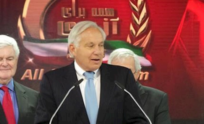 السيناتور روبرت توريسلي: انا مناضل لقضية حرية الشعب الايراني