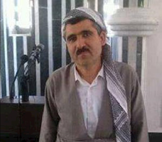 إيران_ سردشت: اشتداد احتجاج المواطنين والإفراج عن خطيب الجمعة لذلک القضاء