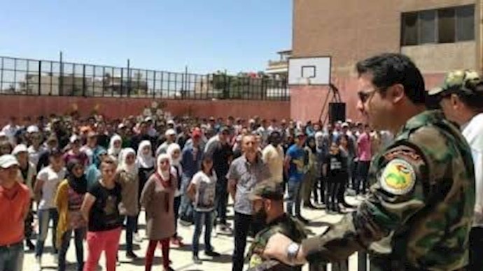 نظام الأسد يجند الأطفال علناً في المدارس