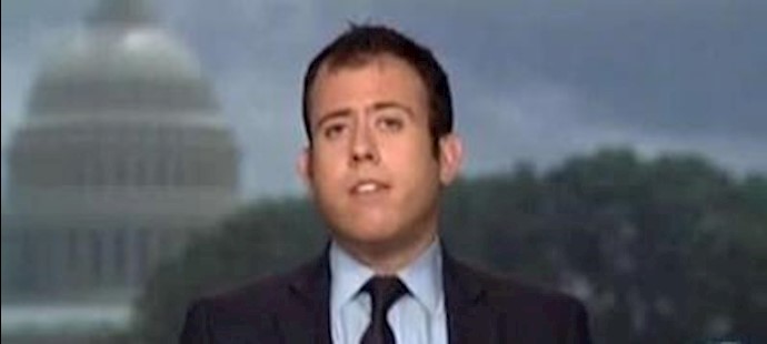 الثورة الأکراينية تهدد ببقاء بوتين