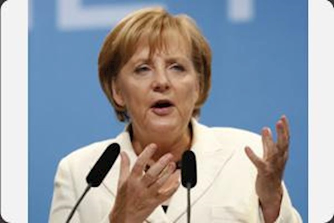 ميرکل تدعو روسيا الی وقف تدفق معدات عسکرية الی أوکرانيا