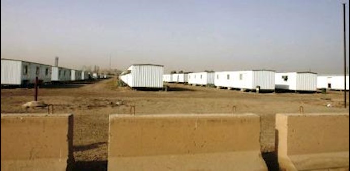 رجال المالکي يمنعون لليوم السابع عشر دخول الوقود والغذاء والدواء الی مخيم ليبرتي