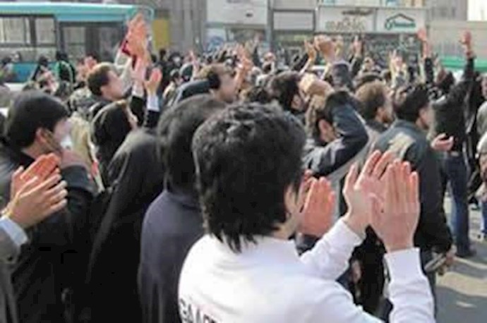 إيران:حشد احتجاجي لعمال معمل الصلب والحديد في طهران
