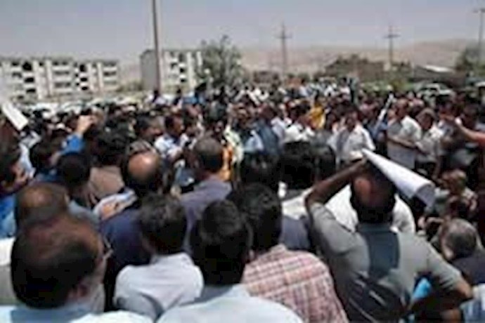 إيران- إضراب عمال بلدة «صفا دشت» الصناعية لمحافظة البرز