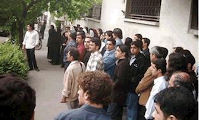 ایران : مواجهات واسعة بين أهالي ضواحي بندرعباس الغاضبين وقوی الأمن الداخلي القمعية