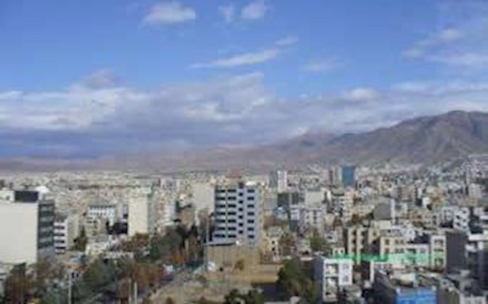 إيران: طرد عملاء دورية الإرشاد القمعية من الأسواق من قبل أهالي مدينة کرج