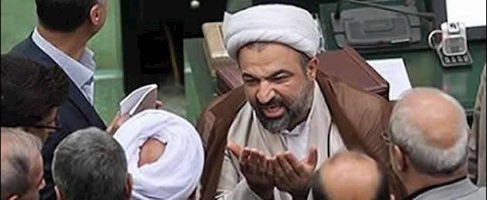 إيران- استقالة جماعية لأعضاء لجنة “مادة 90“ لبرلمان النظام