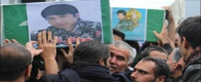 دفن 8 أفراد الحرس وعملا ء النظام الإيراني الذين قتلوا في سوريا