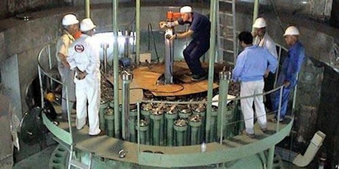 ايران.. اعتراف صحيفة ”وطن امروز” الحکومية بأبعاد تجرع السم النووي للولي الفقيه