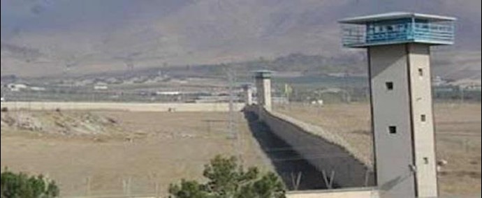 احتجاج سجناء کوهردشت علی حضور کبير جلادي السجون في طهران