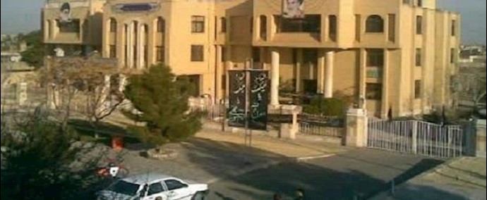 إيران.. إحتجاج وإضراب المعلمين والطلاب والعمال في مدن أرومية ورشت وکاشان وکرمان