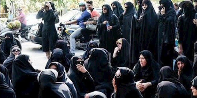ايران .. تجمع احتجاجي للمعلمين قبل الابتدائية في محافظة کلستان