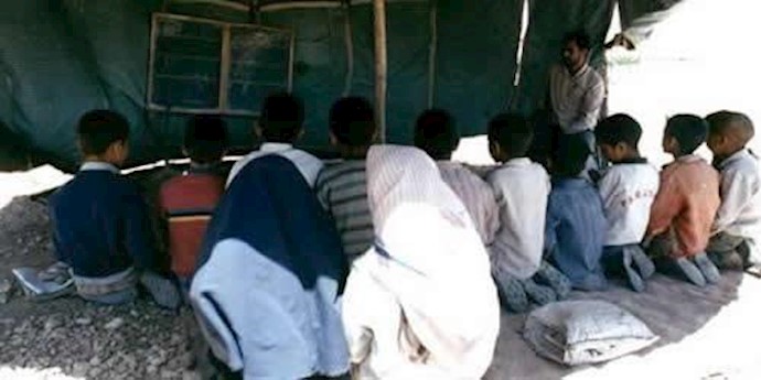 إيران.. 100 ألف طفل محرومين من التعليم في محافظة ” سيستان و بلوتشستان”