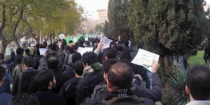 مقاطعة طلاب جامعة ”علم وصنعت” لجمعية اختلقها النظام