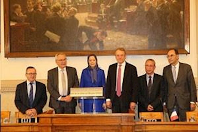 عن زيارة روحاني المنتظرة لباريس