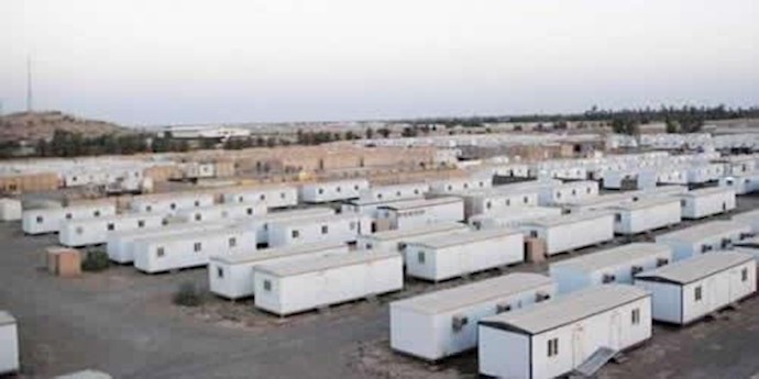مسرحية مضحکة من قبل سفارة الملالي ولجنة قمع المجاهدين الأشرفيين ونقل العملاء تحت يافطة«عوائل» إلی مجلس النواب العراقي