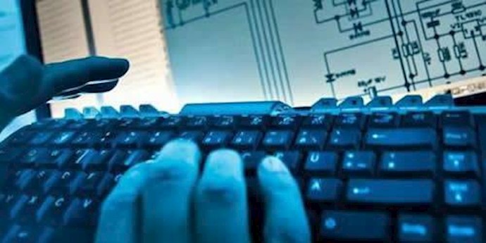 الخارجية الأميرکية : نأخذ الهجمات الإلکترونية الإيرانية علی محمل الجد