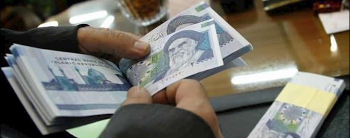 صحيفة «شرق»الحکومية الإيرانية: کل من يقترب من مصادر السلطة، تزداد إمکانياته للإختلاس