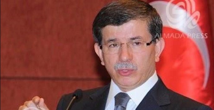 اوغلو: الوجود العسکري الترکي في العراق مستمر حتی تحرير الموصل