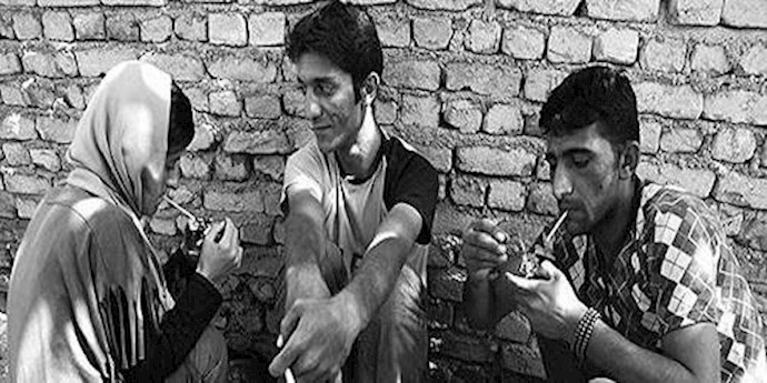 تفشي مروع للادمان لدی النساء حصيلة مباشرة لسياسة النظام الرجعي الحاکم في مقارعة النساء